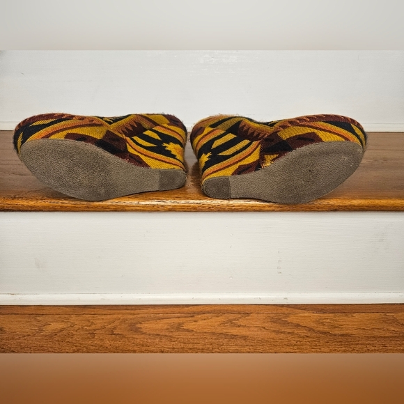 Womens Steve Madden size 7 Pammy Aztec Wedges - Picture 6 of 7